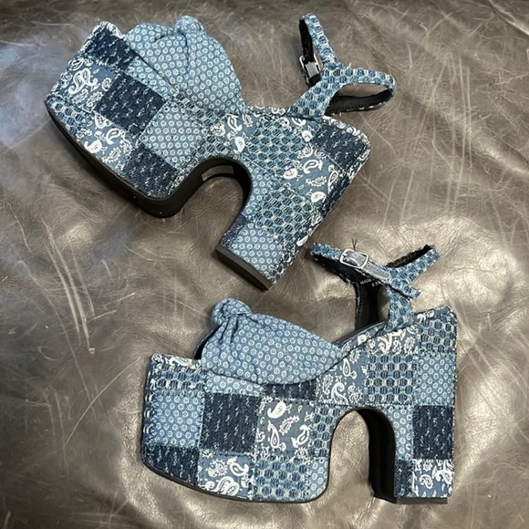 Jeffrey Campbell Risky Business Denim Patchwork Platform Sandal - Picture 1 of 9